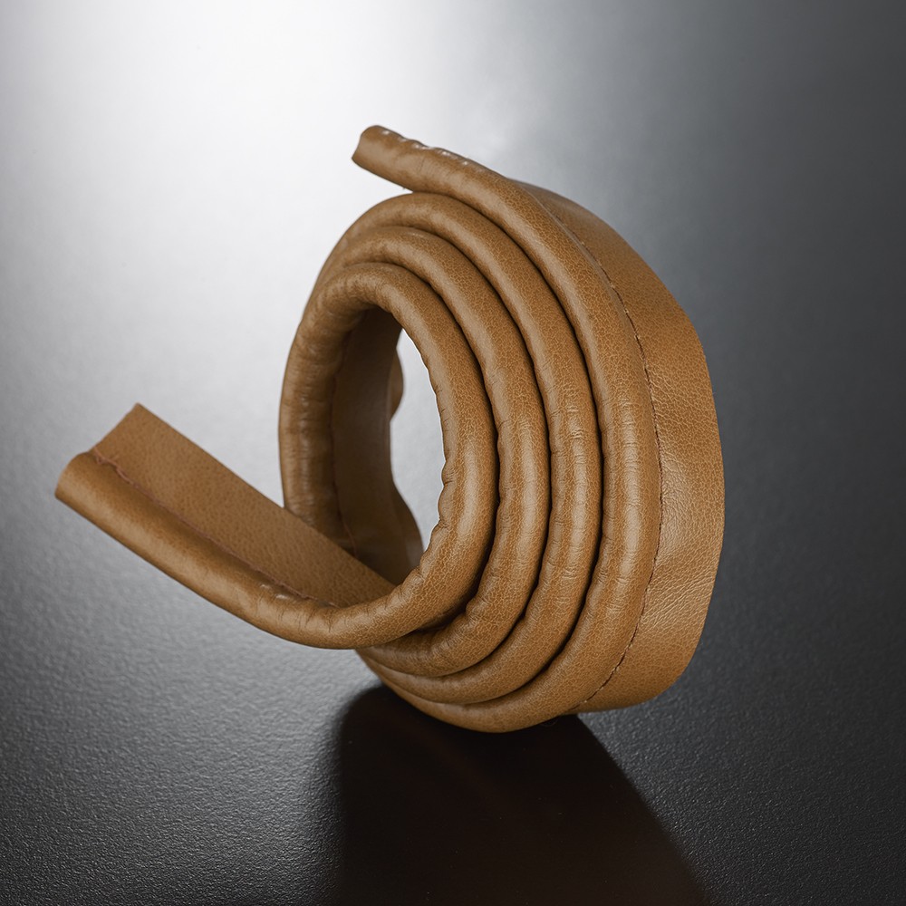 Lipcord PIN028-003