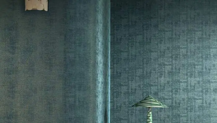 Casamance Le Velours 3 wallpapers featuring luxurious velvet-effect plains, botanical patterns and elegant decorative finishes