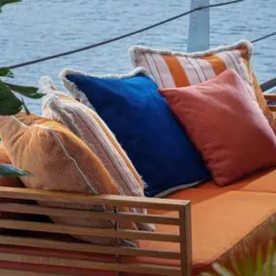 Solstice Indoor-Outdoor