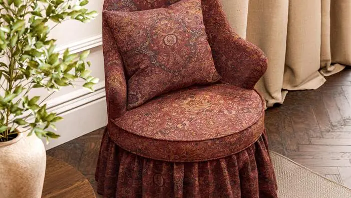 Sanderson Highgrove wool fabrics inspired by Highgrove gardens and traditional Scottish weaving