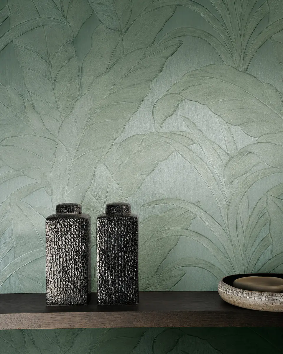 Arte Musa 3D vinyl wallcovering in eucalyptus green with sculpted banana-leaf relief (75003B)