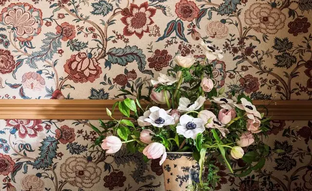 Sanderson Salisbury wallpaper in a traditional interior