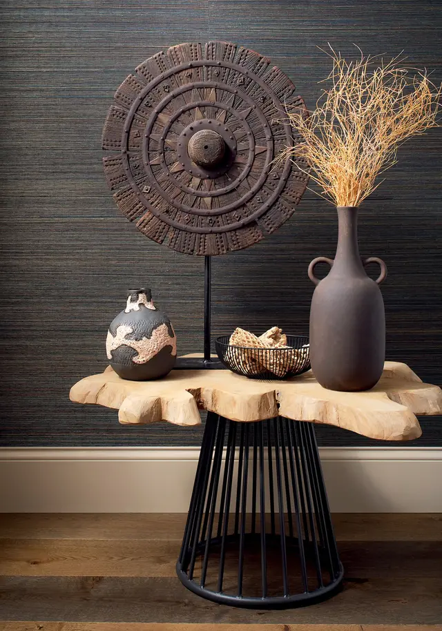 Thibaut Windward Sisal natural wallpaper in Midnight showing its woven fibre texture