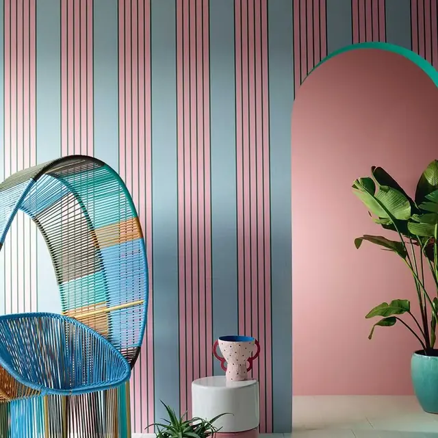 Contemporary multicoloured striped wallpaper in a modern interior