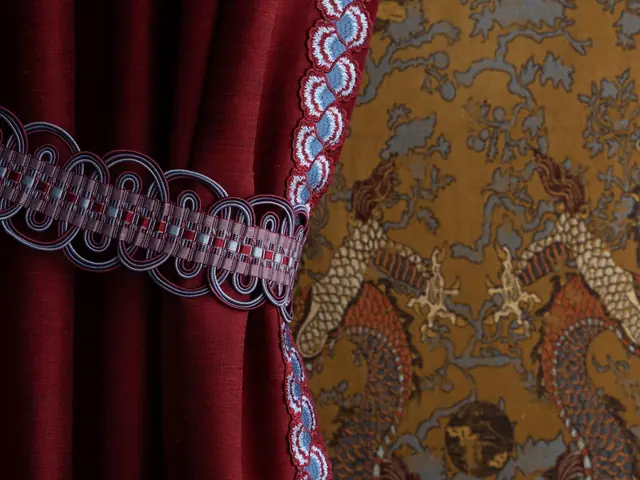 Luxury decorative curtain braid and tie-back trimming