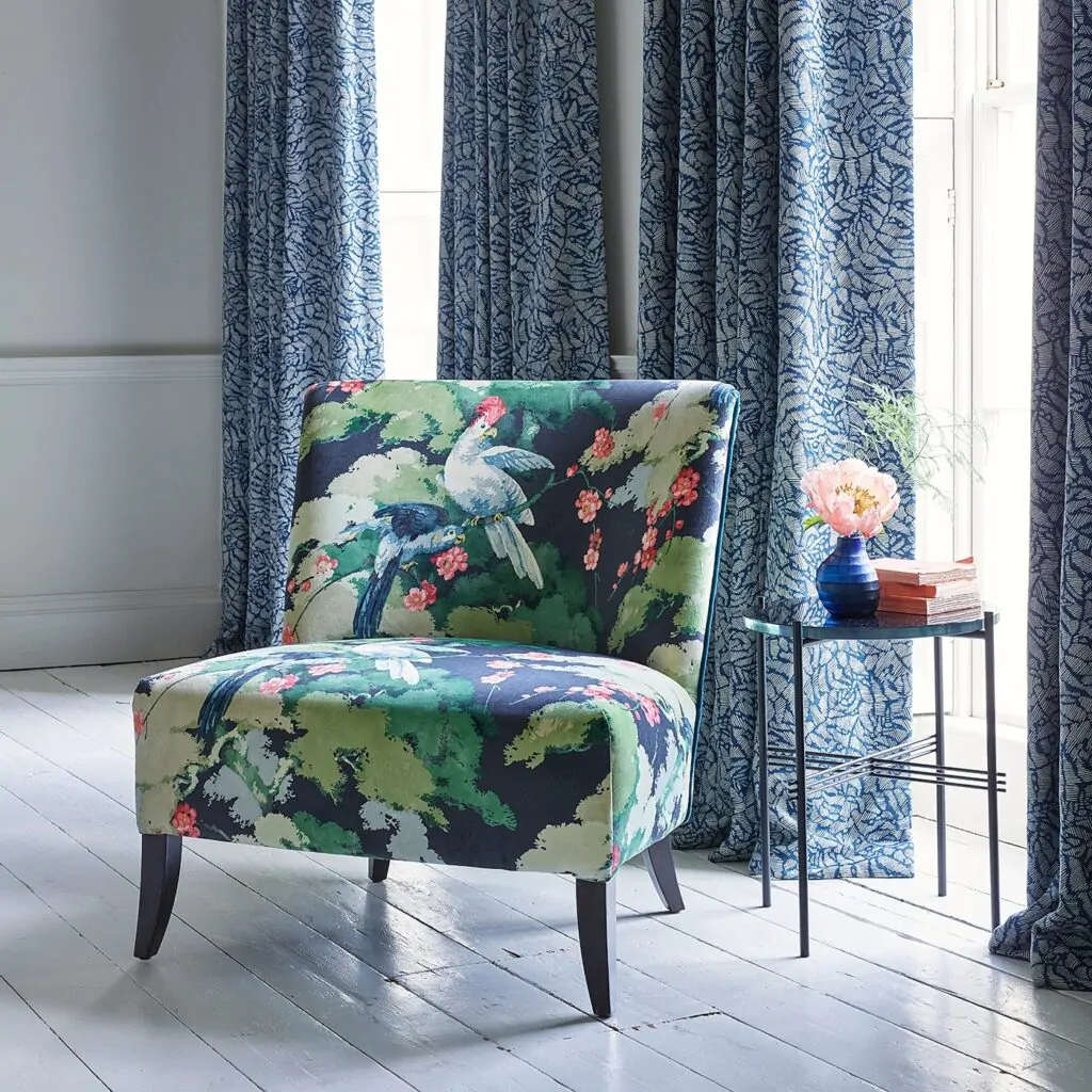 Patterned velvet upholstery fabric: how to use it – Linwood