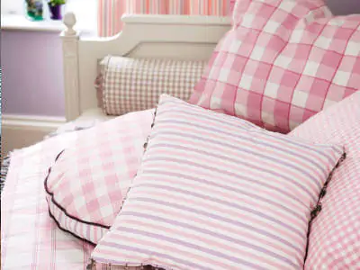 Decorative Upholstery Fabric - Seaton Fabric Bramley Pink Sanderson