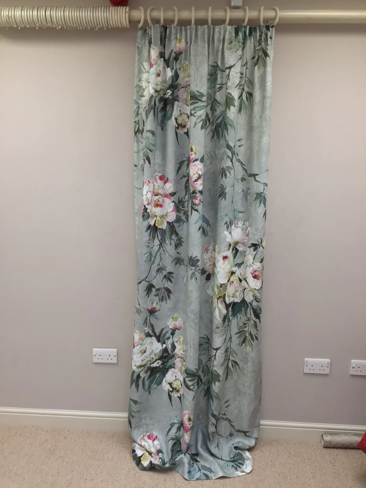 5 Painterly Floral Fabrics For Curtains
