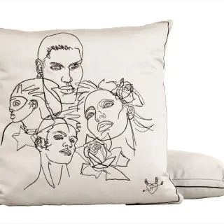 amities-7770-03-coussin-gris-cushions-voyages-voyages-jean-paul-gaultier.jpg