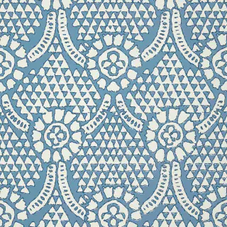 thibaut-chamomile-wallpaper-t14314-blue-and-white
