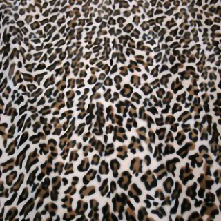 today-interiors-wild-fabric-wf8120-cream-leopard