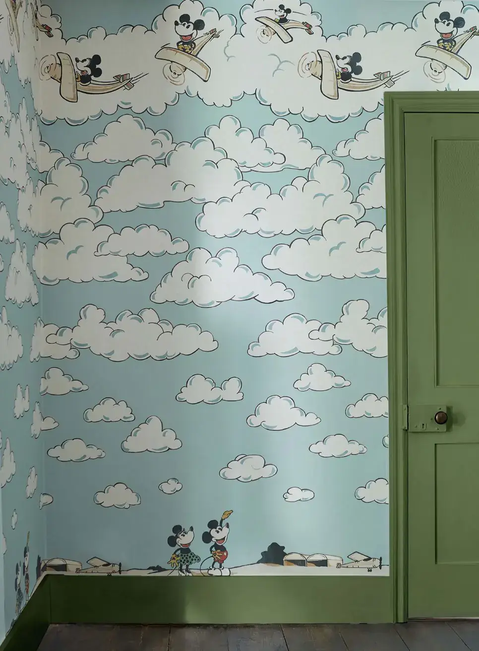 Sanderson Mickey in the Clouds Wallpaper